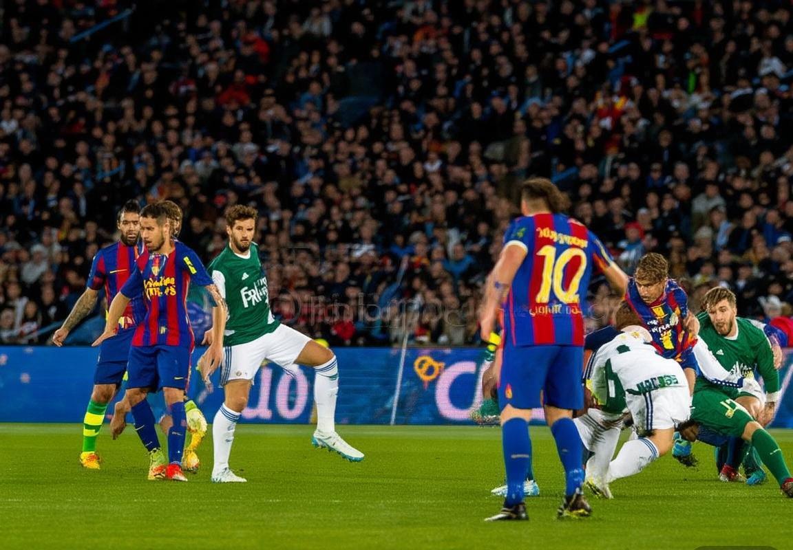 2016西甲巅峰战：皇马巴萨经典对决回顾(图2)