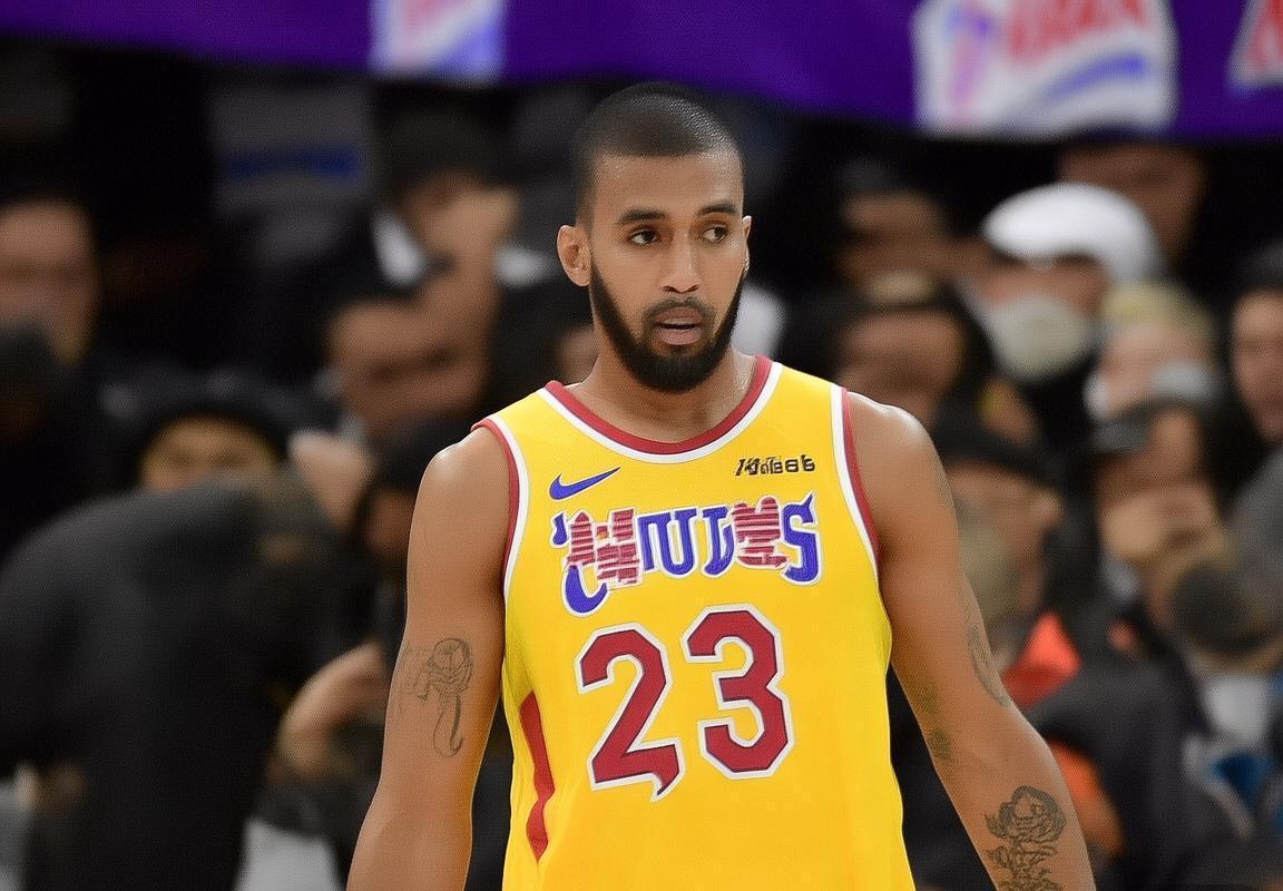 保罗43分制胜勇士，NBA焦点战巅峰回归