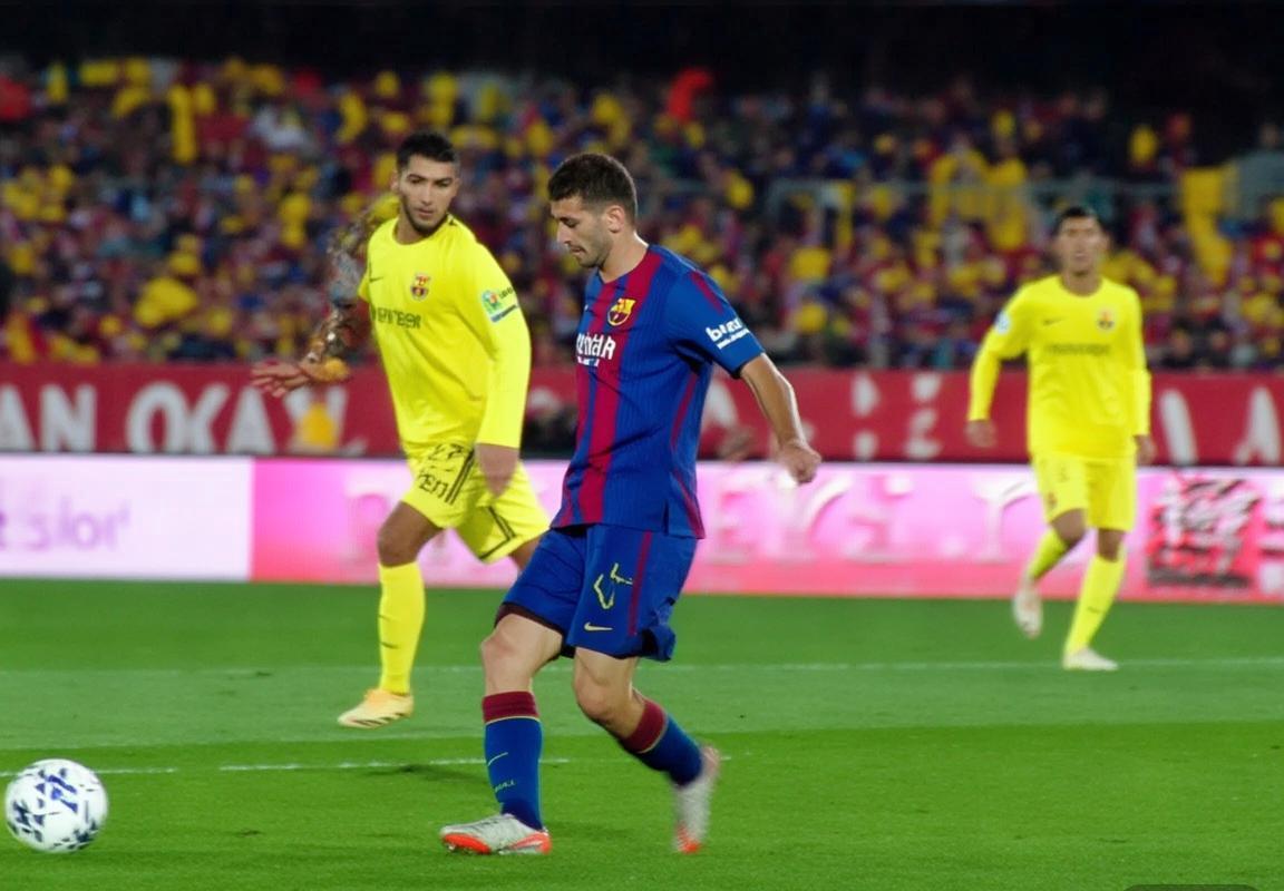 巴塞罗那VS莱万特：豪门对决，荣誉之战，战术解析与关键球员对比(图2)